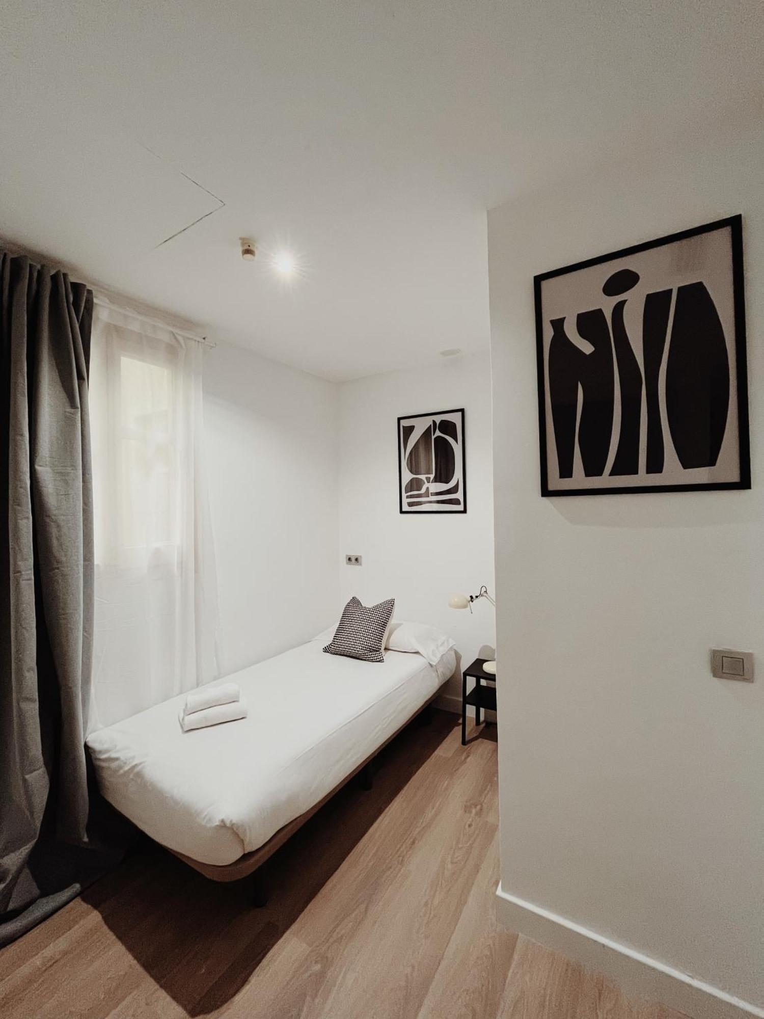 Apartamentos Express By Gaiarooms Barcelona Exterior foto